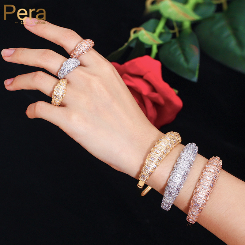 Gold Color Open Cuff Bangle e  - Men Accessories In Dubai avaliação e preço
